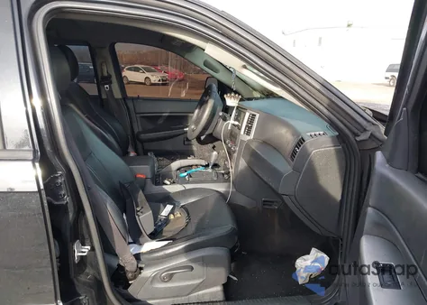 2008 Jeep Grand Cherokee Laredo z USA, uszkodzony, nr VIN 1J8GR48K28C136649